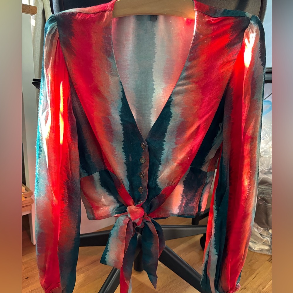 NEW Anthropologie bl^nk Blouse - Ombre Button And Tie-front Size small
